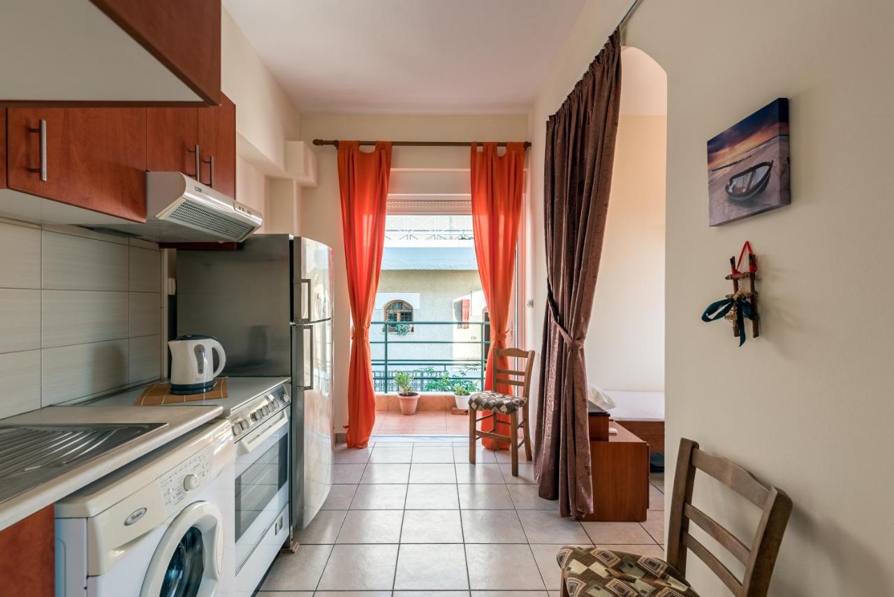 Golden Beach Hill Apartments Kato Daratso Exterior photo