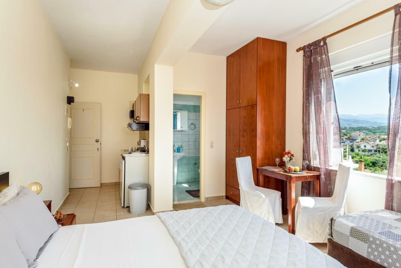 Golden Beach Hill Apartments Kato Daratso Exterior photo